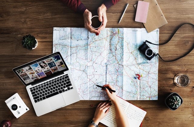 Learn the top 5 decluttering tips, and what you need to know as you begin your decluttering journey.