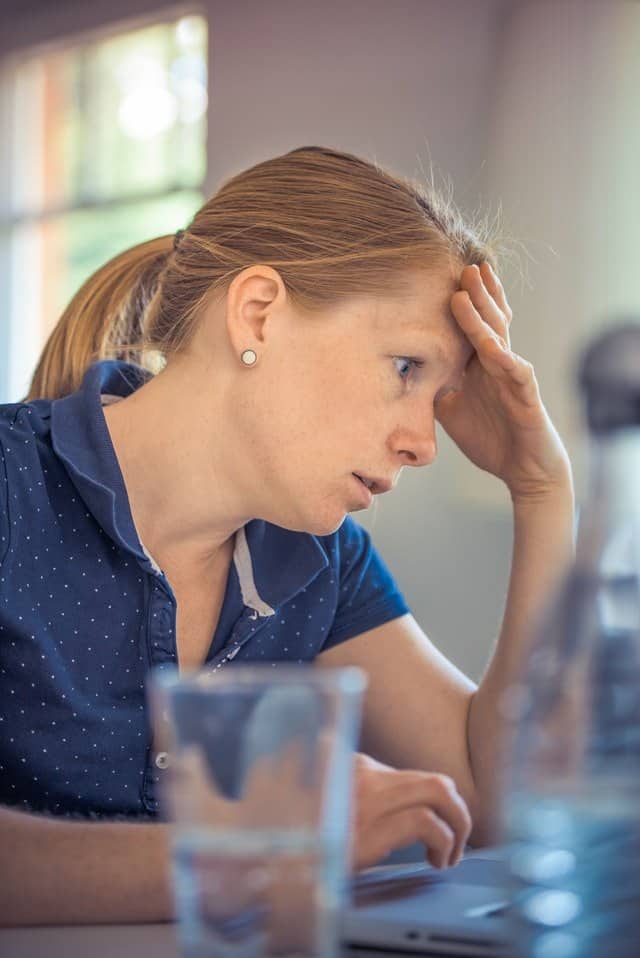 Learn how to create a decluttering checklist that beats overwhelm and gets quicker results in less time.