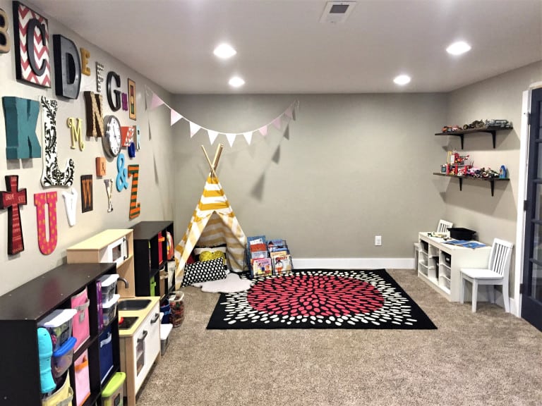 Lego best sale playroom ideas