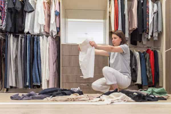 5 Easy Questions to Ask When You Have Too Many Clothes